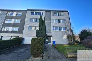 Renovierte 2-Zimmer Wohnung im EG mit Balkon