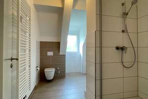 *kernsanierte und hochwertige Altbauwohnung*Tageslichtbad*Holsterhausen*