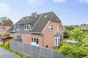 Ein Zuhause zum Verlieben – Doppelhaushälfte in bester Lage Halstenbeks – Die vollständige Adresse der Immobilie erhältst du vom Anbieter., 25469 Halstenbek – Vorschaubild 18