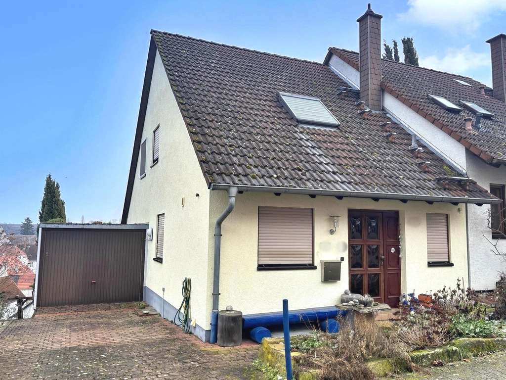 Immobilie in Großkarlbach - Das perfekte Heim für Familien ! - Bild 1