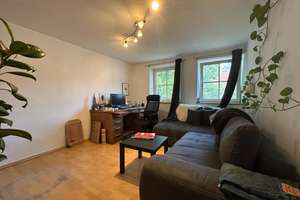 Oberster Balkon, Abendsonne, Parkett: ruhige 2-Zimmer-Wohnung in Oberhausen nahe der Wertach – Die vollständige Adresse der Immobilie erhältst du vom Anbieter., 86154 Oberhausen-Nord, Augsburg – Vorschaubild 2