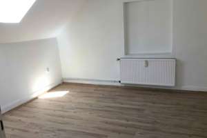 kleine Wohnung in der ersten Etage, Markenstr. 36
