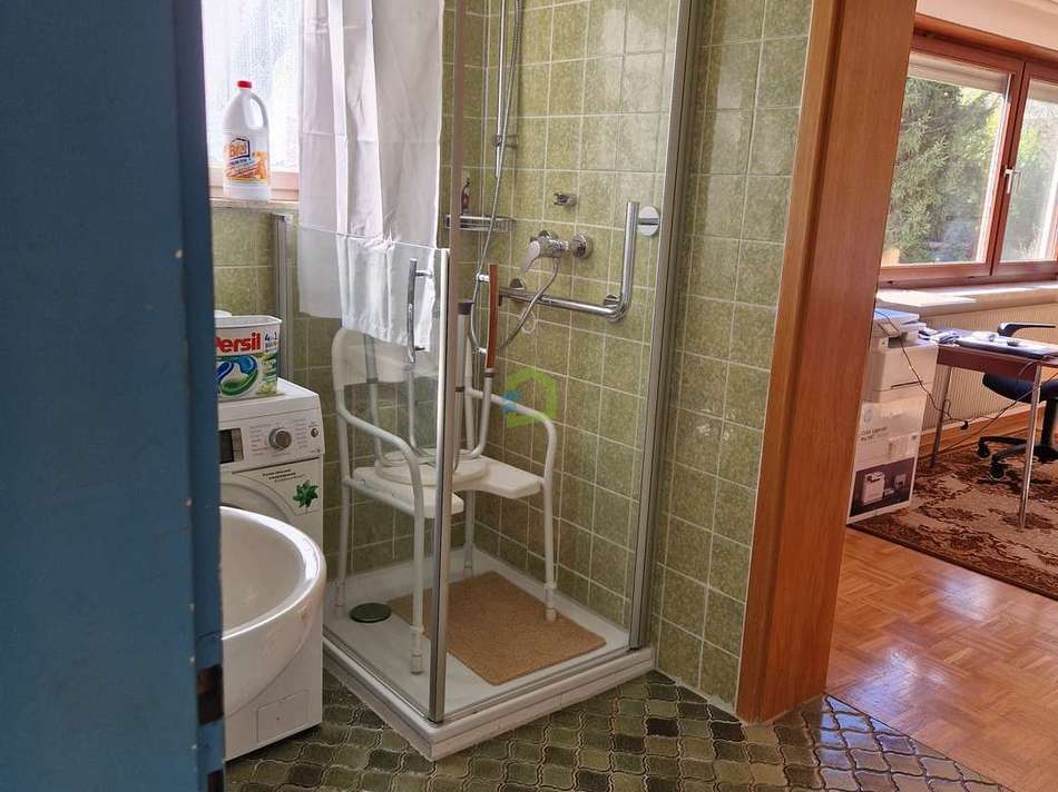 Badezimmer EG