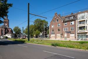 Einziehen oder vermieten: Helle 2-Zi.-Wohnung mit EBK direkt am Nikolaus-Knopp-Platz !!! – Die vollständige Adresse der Immobilie erhältst du vom Anbieter., 40549 Heerdt, Düsseldorf – Vorschaubild 3