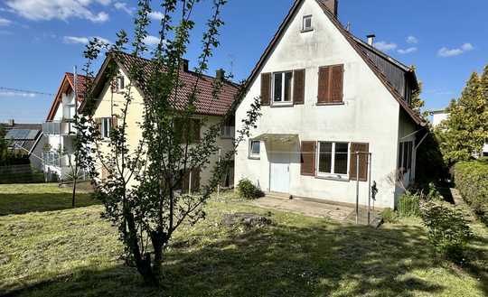 "Handwerker aufgepasst" - Freistehendes Einfamilienhaus mit schönem, großen Gartenbereich