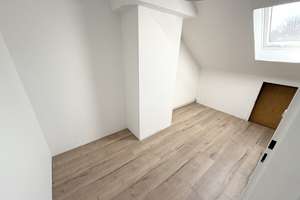Familienfreundliches Reihenhaus mit Garten, Terrasse & 5 Zimmern – sofort einziehen & Potenzial nutz – Vogelsbergstraße 31, 63654 Büdingen – Vorschaubild 13