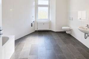 Sonnige 3-Raumwohnung mit Balkon + Tageslichtbad + Einbauküche als Option! – 39112 Sudenburg, Magdeburg – Vorschaubild 5