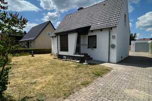 Gepflegtes und renoviertes Einfamilienhaus mit großem Garten – Pinneberg (Kreis) – Vorschaubild 1