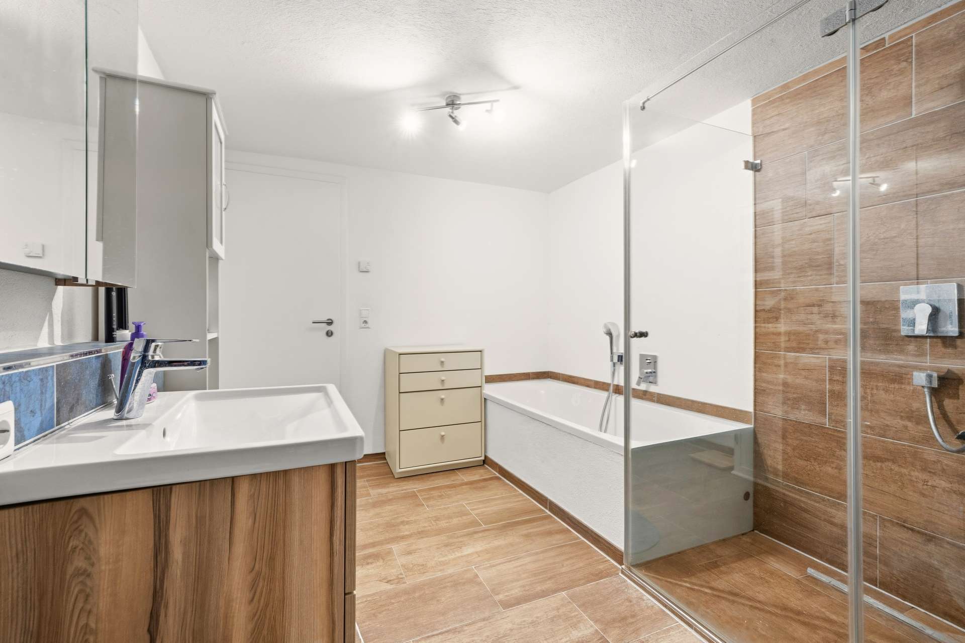 Immobilie in Sigmaringen - Zwei Wohneinheiten, ein starkes Investment - Bild 1