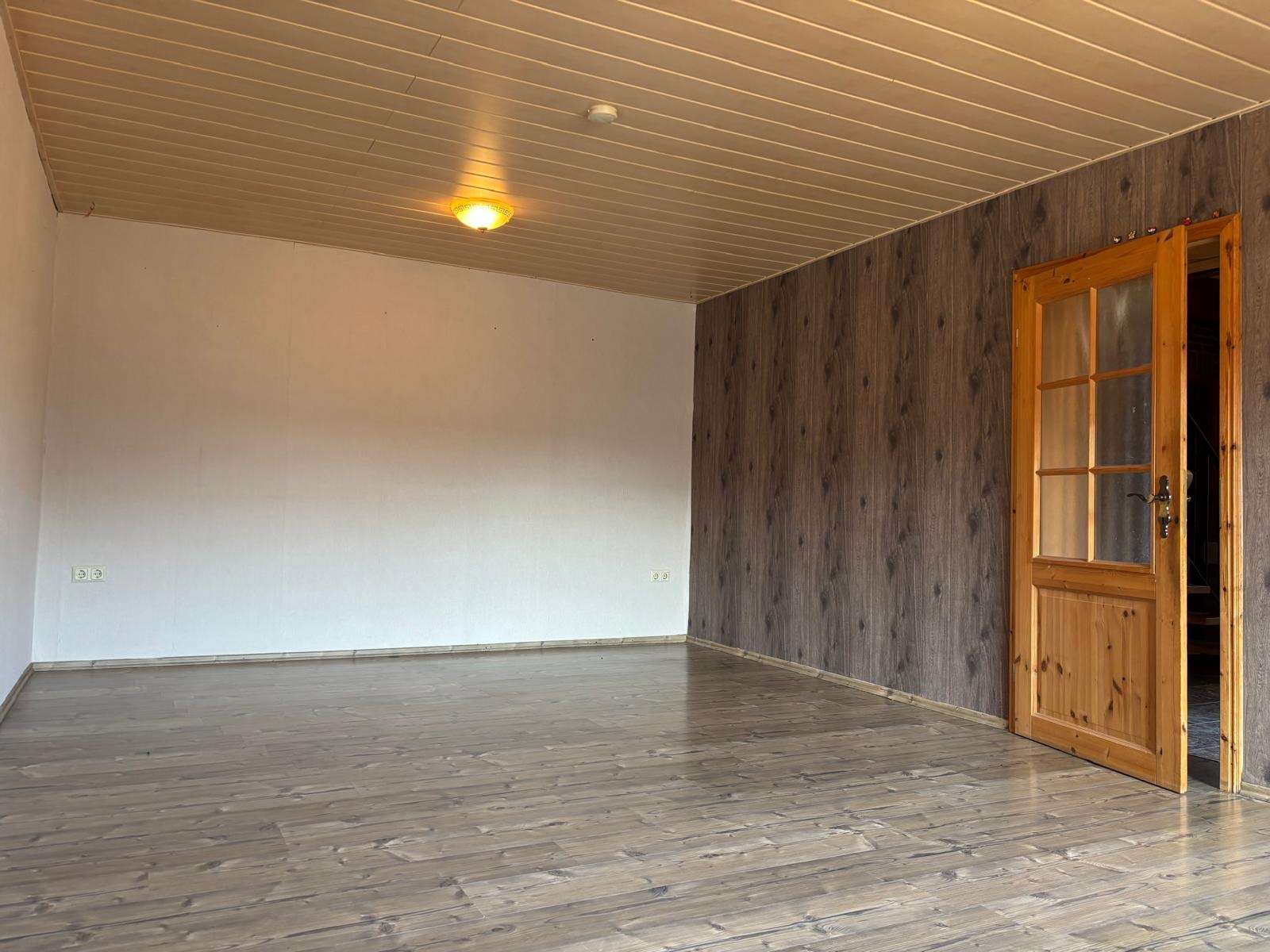 Immobilie in Großheide - Einfamilienhaus mit Einliegerwohnung in Sackgassenlage - Bild 2