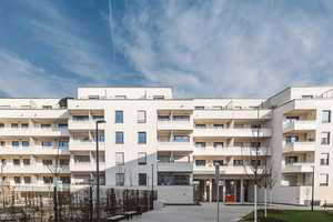 Property thumbnail 1