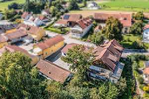 Das Objekt ist vielseitig nutzbar!! Zwei Immobilien mit großem Grundstück und 4 Garagen zu verkaufen – Bernhardswald, Regensburg (Kreis), 93170 Regensburg (Kreis) – Vorschaubild 5