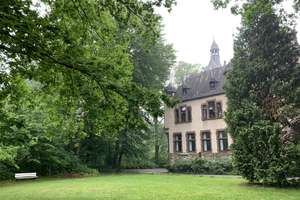 Jugendstil Hochparterre-Wohnung mit drei Zimmern, Garten, fabrikneue Einbauküche, neues Badezimmer – Die vollständige Adresse der Immobilie erhältst du vom Anbieter., 41068 Venn, Mönchengladbach – Vorschaubild 17