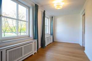 Traumlage Stadtwald! Wunderschöne freistehende Familienvilla im Landhausstil in bester Nachbarschaft – Krefeld – Vorschaubild 15