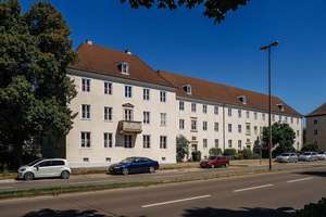 Kleine Wohnung in der Stadtmitte // 2.OG Links – Heinrich-Heine-Str. 11, 38440 Stadtmitte (Ortsteil), Wolfsburg – Vorschaubild 2