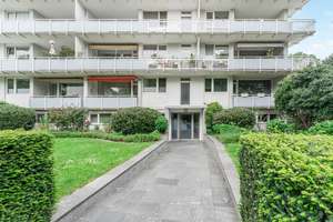 Hochwertig modernisierte 4-Zimmer-Wohnung mit West-Loggia in Golzheim! – Die vollständige Adresse der Immobilie erhältst du vom Anbieter., 40476 Stadtmitte, Düsseldorf – Vorschaubild 4