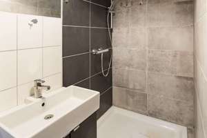 Kreative Nutzungsmöglichkeiten: Gewerbeeinheit in zentraler Neukölln-Lage – Pflügerstraße 75, 12047 Neukölln (Ortsteil), Berlin – Vorschaubild 4