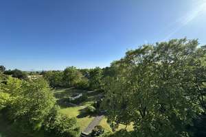 Großzügige 3-4-Zimmer-Wohnung mit Fernblick, Garage & flexibler Raumaufteilung in Wiesbaden