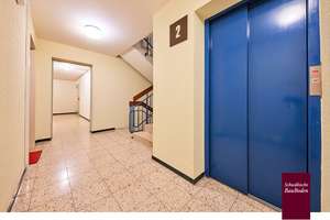 Stuttgart-Botnang: Attraktive 3,5-Zi.-Wohnung im 6. OG, Terrasse/Loggia, Parkett & Einbauküche +++ – Belaustraße 18A, 70195 Botnang-Süd, Stuttgart – Vorschaubild 33