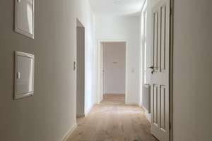 Helle 2-Zimmer Wohnung mit Balkon in Wuppertal-Oberbarmen – Die vollständige Adresse der Immobilie erhältst du vom Anbieter., 42277 Oberbarmen, Wuppertal – Vorschaubild 3