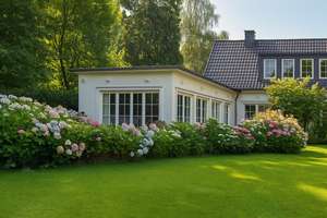 Villa mit Parkgrundstück und Außenschwimmbad in Meerbusch - Büderich – Die vollständige Adresse der Immobilie erhältst du vom Anbieter., 40667 Meerbusch – Vorschaubild 24
