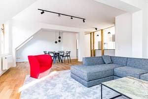 NEU!! *Paul & Partner* SELTENE CHANCE: CHARMANTE ALTBAUWOHNUNG IN BESTLAGE! – Die vollständige Adresse der Immobilie erhältst du vom Anbieter., 65183 Mitte, Wiesbaden – Vorschaubild 2