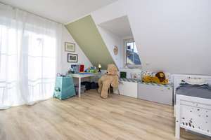 Repräsentative Familienvilla mit Außenpool in begehrter Rheinnähe - Meerbusch-Nierst – Die vollständige Adresse der Immobilie erhältst du vom Anbieter., 40668 Meerbusch – Vorschaubild 26