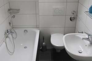 Dachgeschosswohnung in top Lage von Bochum-Weitmar-Mark – Die vollständige Adresse der Immobilie erhältst du vom Anbieter., 44795 Weitmar-Mark, Bochum – Vorschaubild 4