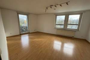 stadtnahe, renovierte 2-Zimmer Wohnung mit Balkon – Husener Straße 32, 33098 Kernstadt, Paderborn – Vorschaubild 1