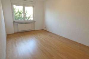 Attraktive Wohnung (zzgl. Rückzugsort z.B. für Ihr home-office) in gefragter Wohnlage! – Die vollständige Adresse der Immobilie erhältst du vom Anbieter., 65189 Südost, Wiesbaden – Vorschaubild 3