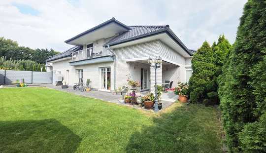 Bild von Bretzenheim - Großzügiges Einfamilienhaus mit Platz für zwei Generationen!