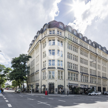 Markante Büro- und Geschäftsflächen in architektonischem Wahrzeichen der Innenstadt
