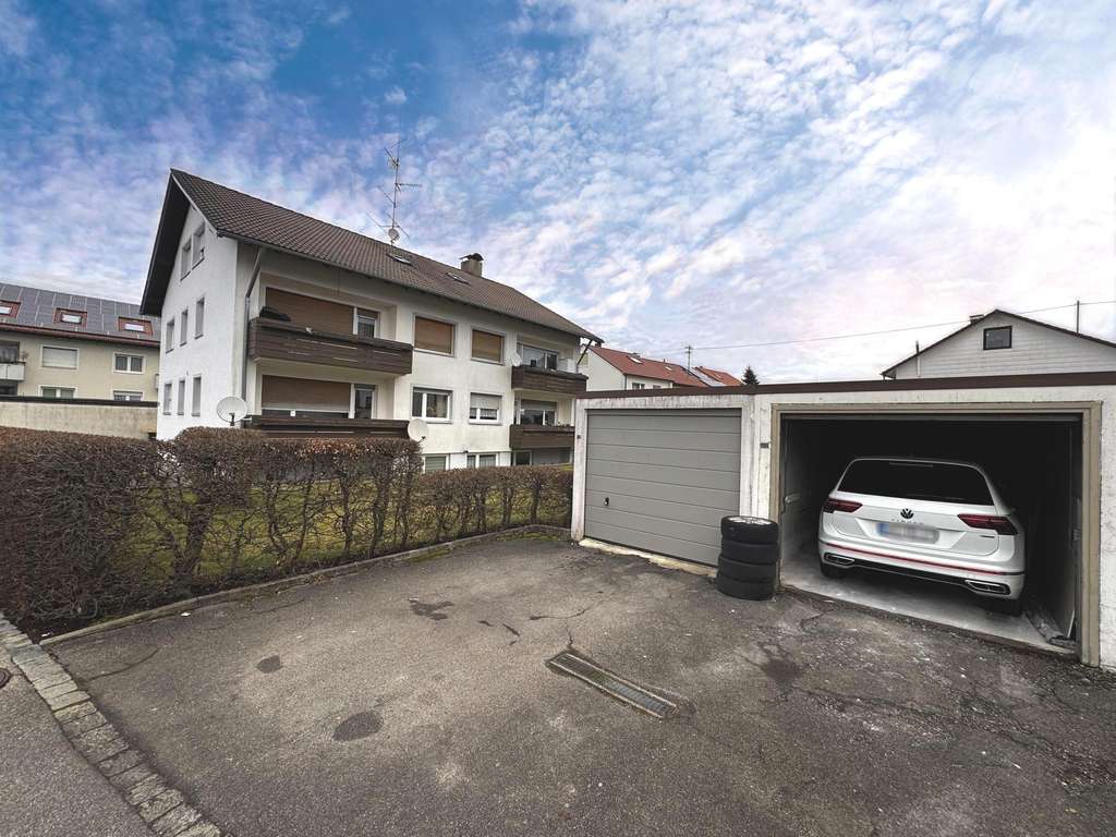 Immobilie in Isny im Allgäu - Eine sinnvolle Kapitalanlage: Mehrfamilienhaus mit 10 Einheiten in attraktiver Lage in Isny i. A. - Bild 1