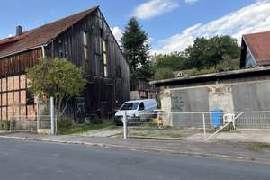 Großzügiges Einfamilienhaus mit Scheune, Doppelgarage und großem Garten –Platz für Familie und Natur – Die vollständige Adresse der Immobilie erhältst du vom Anbieter., 98646 Hildburghausen – Vorschaubild 3
