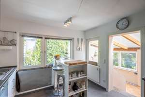 Großzügiges Mehrgenerationenhaus mit Traumgarten in Duisburg-Röttgersbach – Die vollständige Adresse der Immobilie erhältst du vom Anbieter., 47167 Röttgersbach, Duisburg – Vorschaubild 16