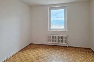 Geräumige 3 Zimmer Wohnung mit tollem Ausblick – Konrad-Adenauer-Straße 72 - 80, 51149 Köln – Vorschaubild 4