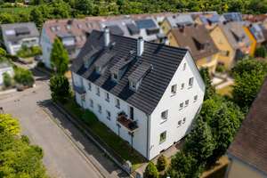 GELEGENHEIT: MFH-DHH mit 3 WE & kleiner Garten in familienfreundlicher Lage von Zuffenhausen!