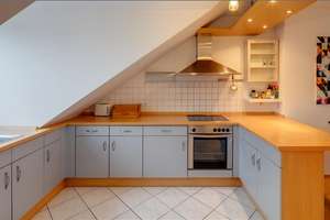 Möbliert: Gemütliche 3-Zimmer Wohnung mit Dachterrasse – Die vollständige Adresse der Immobilie erhältst du vom Anbieter., 80807 Milbertshofen, München – Vorschaubild 8