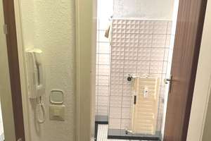 Mitten in der City von Essen - Kleines Single-Appartment Mindestmietdauer 36 Monate – Am Waldthausenpark 15, 45127 Stadtkern, Essen – Vorschaubild 9