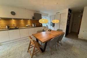Haus im Haus - Helle moderne Maisonettewohnung in Top-Lage mit TG-Stellplatz – Die vollständige Adresse der Immobilie erhältst du vom Anbieter., 22525 Stellingen, Hamburg – Vorschaubild 2