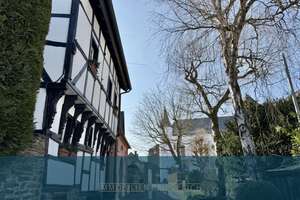 FRIEDERICH: Denkmalgeschütztes Fachwerkhaus in der Eifel direkt an der historischen Wildenburg – Die vollständige Adresse der Immobilie erhältst du vom Anbieter., 53940 Hellenthal – Vorschaubild 1