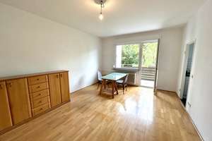 Helles 1-Zimmer-Apartment in Lankwitz mit Balkon, Carport und Gartenmitnutzung – Die vollständige Adresse der Immobilie erhältst du vom Anbieter., 12249 Lankwitz, Berlin – Vorschaubild 4