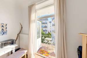 TRAUMHAFTE ALTBAU-WOHNUNG: Top-gepflegte 2,5-Zimmer mit Holzdielen & Balkon – Die vollständige Adresse der Immobilie erhältst du vom Anbieter., 20251 Hoheluft-Ost, Hamburg – Vorschaubild 3