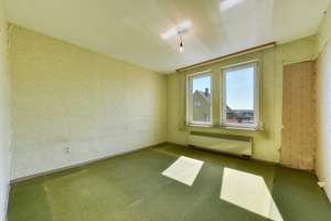 +++ helle & sonnige Altbau-Etage - 2.OG ohne Balkon - modernisierungsbedürftig - inkl. Carport +++ – Brackenheimer Straße 50, 70435 Zuffenhausen-Mitte, Stuttgart – Vorschaubild 10