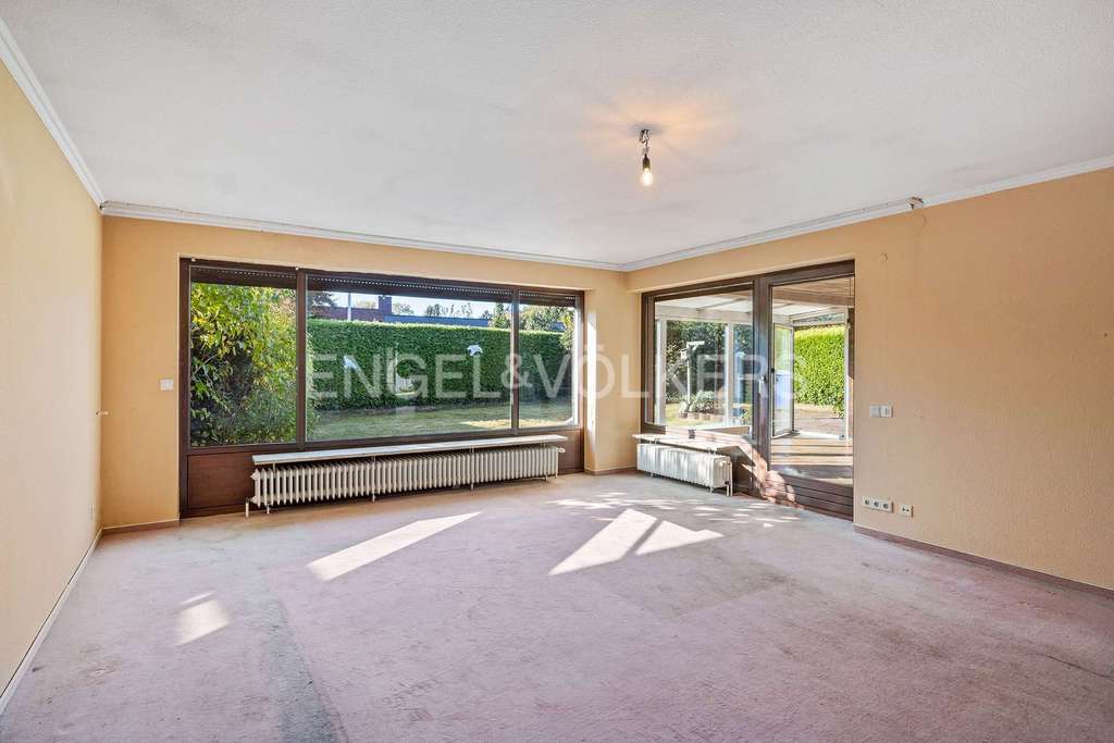 Immobilie in Henstedt-Ulzburg - Endbungalow mit AKN-Anbindung und Entwicklungspotenzial - Bild 3