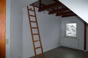 Wunderschöne Dachgeschosswohnung Nähe Nibelungenplatz in Braunschweig mit Balkon – Die vollständige Adresse der Immobilie erhältst du vom Anbieter., 38112 Nordstadt, Braunschweig – Vorschaubild 10