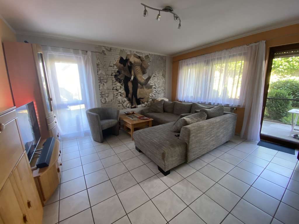 Immobilie in Neulingen - Barrierearme 2-Zimmer Erdgeschosswohnung mit Garten in Neulingen - Bild 2