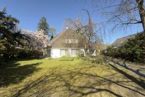 Stilvolles Einfamilienhaus mit großem Garten – H.-C.-Junge-Weg 9, 28355 Oberneuland, Bremen – Vorschaubild 4