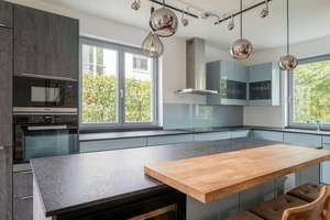 Eine Seltenheit am Engelbecken – Neuwertiges Townhouse, ruhig gelegen und von Natur umgeben – 10179 Mitte (Ortsteil), Berlin – Vorschaubild 4