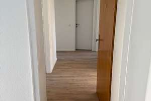 Frisch renovierte 3-Zimmer-Wohnung mit Balkon in Siegen-Weidenau – Albrecht-Dürer-Straße 6, 57076 Weidenau, Siegen – Vorschaubild 2